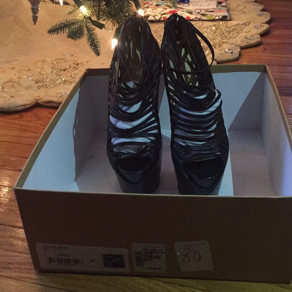 Zoulou black Christian louboutin worn 3 times